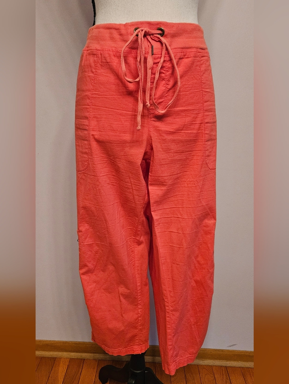 XCVI Cropped Salmon Cargo Pants - Picture 2 of 16